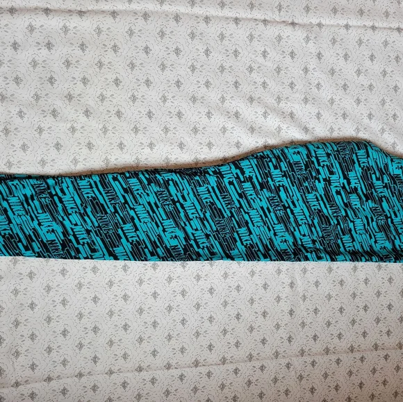 Nike Athletic Leggings NWT 💙 - Picture 2 of 3
